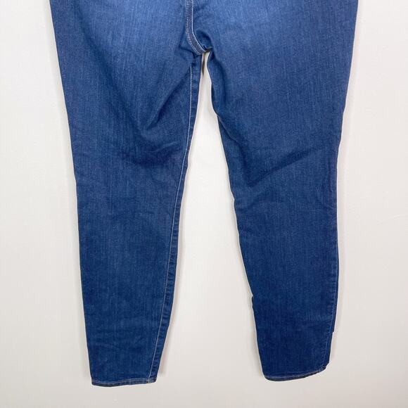 NYDJ Ami Skinny Jeans Medium Wash Size 8 Womens - Picture 6 of 10